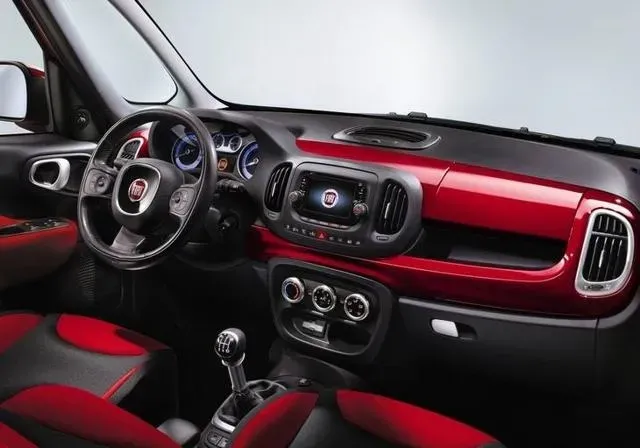 Fiat 500L 2014 - новый минивэн от Фиат